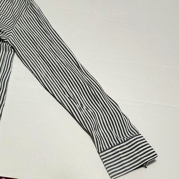 Something Navy Striped Oversized Flowy Minimalist Lagenlook Button Down Shirt - Picture 6 of 10